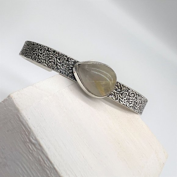 Golden Rutile Genuine Quartz Pear Tear Cut Cuff Sterling Silver Bracelet NWOT - Picture 1 of 10